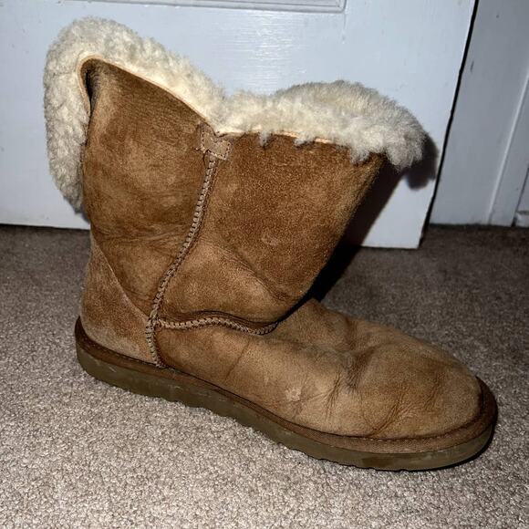 UGG womens Bailey Button Boots size 9 - Picture 7 of 12
